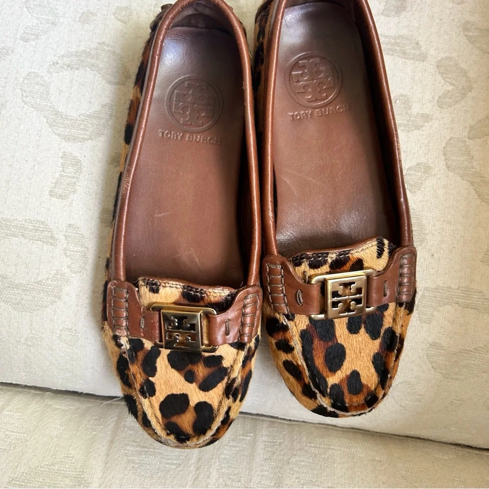 Tory Burch Kendrick Leopard Driver Loafer size 6